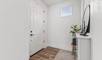 7908 Titan Dr, Antelope, CA 95843