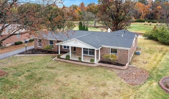 436 Coronado Dr, Ballwin, MO 63011