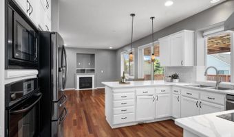 19157 GENTRY HIGHLANDS Ln, Oregon City, OR 97045