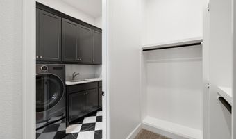 8724 Edgewater Dr, The Colony, TX 75056
