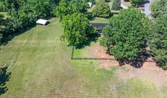 1064 Knollwood Acres Rd, Boiling Springs, SC 29316