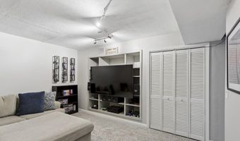 696 Cades Cove Ct, Austell, GA 30106