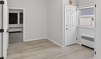 12 W 10TH St, Bayonne, NJ 07002