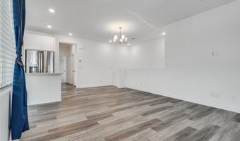 20 Barbara Ln 13, Las Vegas, NV 89183