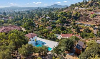 9586 Alto Dr, La Mesa, CA 91941