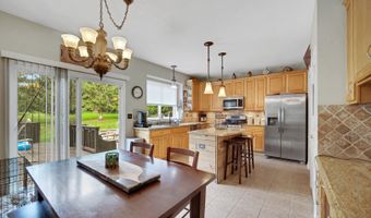 480 Brookside Ave, Algonquin, IL 60102