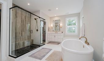 5706 Bentbrook Dr, Bargersville, IN 46106
