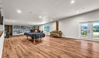 2 Brown Dr, Dayton, NV 89403