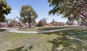 7409 Palomas Park Ave NE, Albuquerque, NM 87109