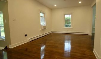 6 Cottage Pl, Allendale, NJ 07401