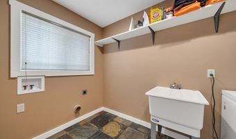 7705 SEATTLE Ave, Bay City, OR 97107