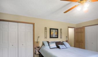 12977 Richmond Heights Dr, Aberdeen, SD 57401