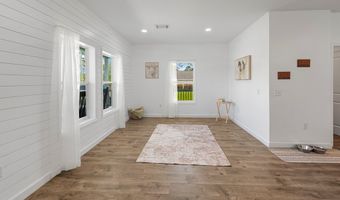 177 Ranier St, Baxley, GA 31513