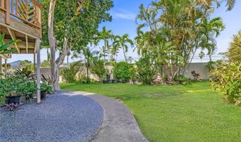 676 Mokapu Rd, Kailua, HI 96734