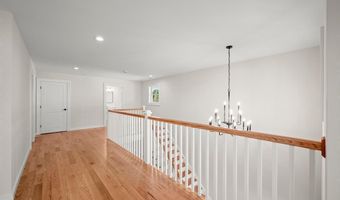 19 Fieldstone Court Ct 19, Bethel, CT 06801