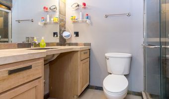 1050 Wall St 3C, Ann Arbor, MI 48105