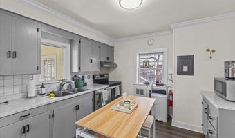 233 Pearl St, Burlington, VT 05401