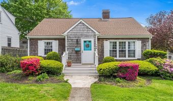 146 Bay View Ave, Bristol, RI 02809