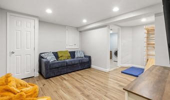 58 Lakeshore Ave, Beverly, MA 01915