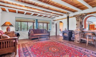51 Atalaya Rd, Arroyo Hondo, NM 87513