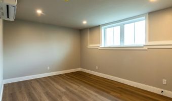 162 Waldo Ave, Belfast, ME 04915