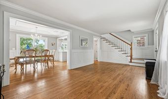 17 Norman Ave, Amityville, NY 11701