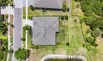 638 MANNS HARBOR Dr, Apollo Beach, FL 33572