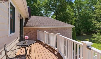 15 Chardonnay Ter, Bedford, NH 03110
