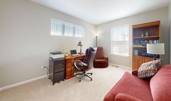 3221 N Heritage Ln, Arlington Heights, IL 60004