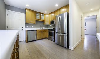 923 Bellview Ave 1, Ashland, OR 97520