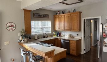 1705 Tyler Ave, Aurora, MO 65605