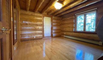 6856 Five Mile Pt, Allouez, MI 49805