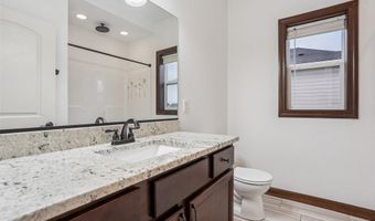 218 34th St SE, Altoona, IA 50009