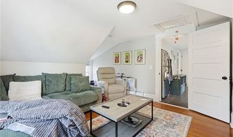 61 Emanuel St, North Providence, RI 02911
