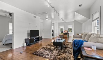 120 E PACIFIC St, Appleton, WI 54911