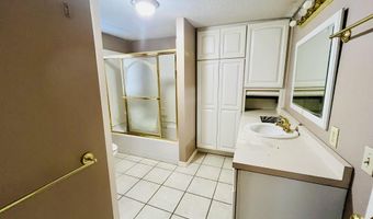 115 SW 8th Ave, Aberdeen, SD 57401