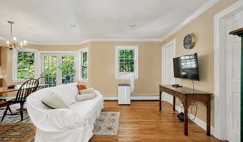17 Goodhill Rd, Bethel, CT 06801