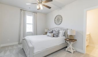 5910 SW Dryden Rd, Bentonville, AR 72713