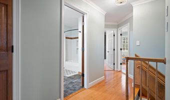 43 Darling Parke Dr, Bangor, ME 04401
