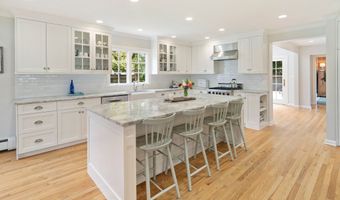 7 Waverly Rd, Darien, CT 06820