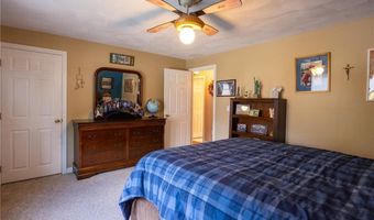 9 Patricia Dr, North Providence, RI 02904