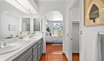 7254 Shoreline Dr 131, San Diego, CA 92122
