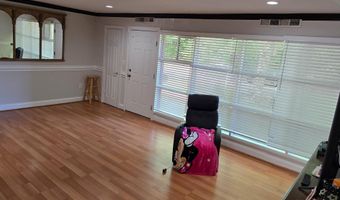 5035 AMERICANA Dr, Annandale, VA 22003