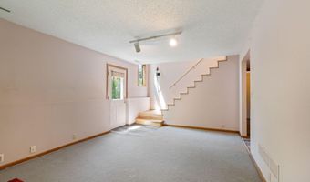 2006 11th Ave NE, Austin, MN 55912