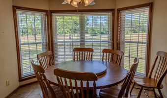68 Smart Rd, Baxley, GA 31513