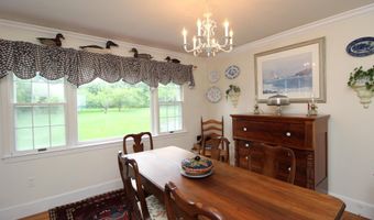 11 Tozier St, Belfast, ME 04915