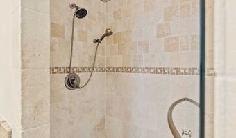 847 CARTER St, Bandon, OR 97411