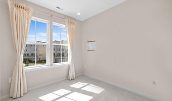 23158 HORSESHOE TRAIL Sq, Brambleton, VA 20148