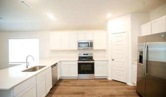 1604 Rambling Brook Dr, Benton, AR 72015