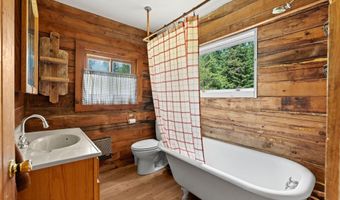 295 Old Range Rd, Clark Fork, ID 83811